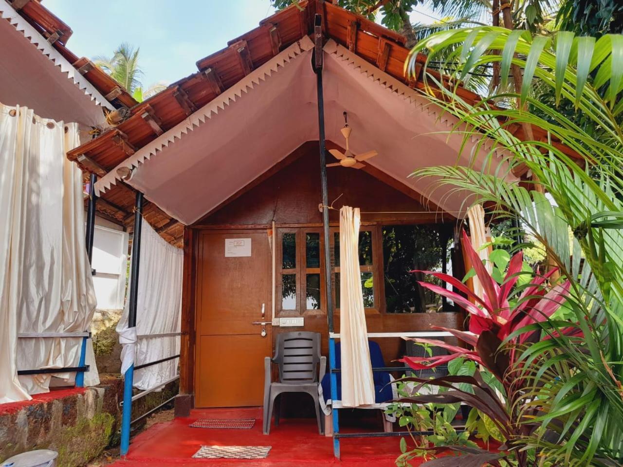 فندق Shiv Sai Huts كِناكونا الغرفة الصورة